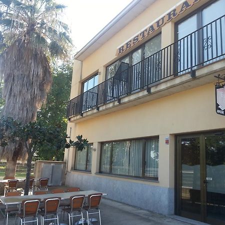 Hostal Torremirona Salt Exterior foto